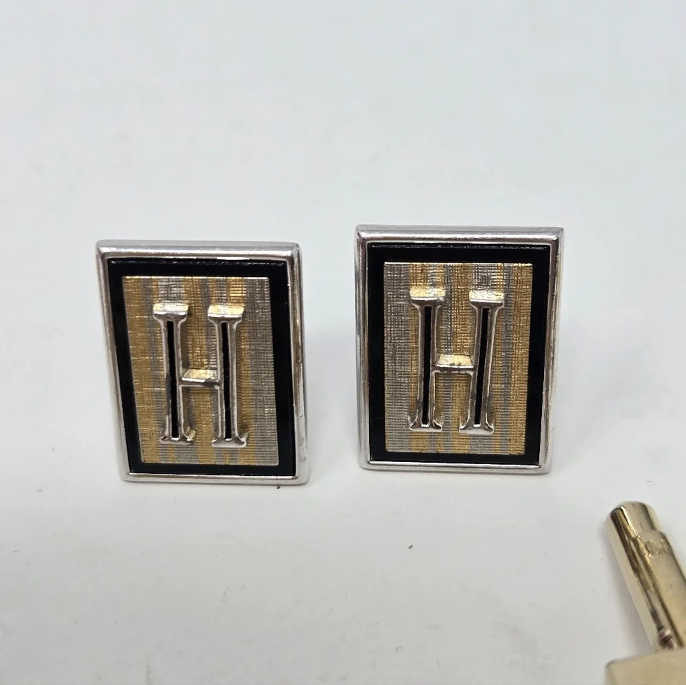 VINTAGE MENSWEAR ACCESSORY BUNDLE LOT OF 16 CUFFLINKS COLLAR BAR TIE PIN JEWELRY